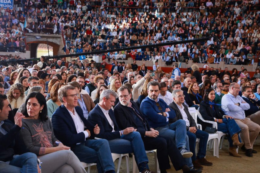 Rajoy y Feijóo se unen para apoyar a Rueda y evitar gobernantes como Sánchez o "un Puigdemont con otro nombre"