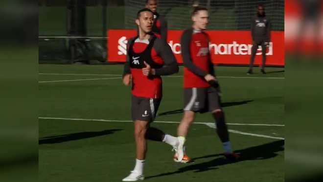 Premier League: Nuevo revs para Thiago Alcantara: reaparece 10 meses despus... y se lesiona