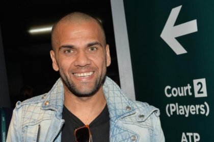 El tribunal blinda el juicio a Dani Alves, que se sienta enel banquillo por violación