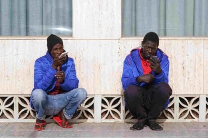 PP y Vox defienden una inmigración ordenada para Aragón: "No favoreceremos a las mafias"