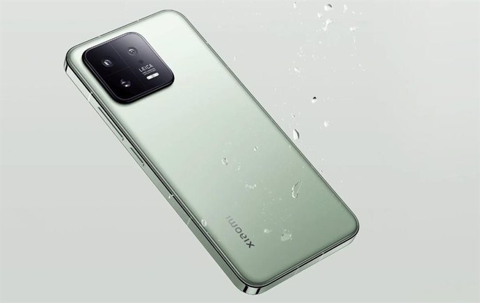 Un 'smartphone' Xiaomi 13
