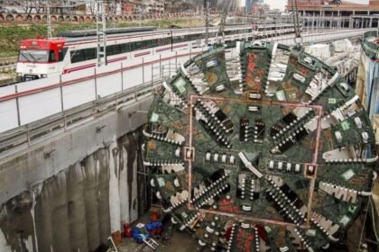 Así funciona la inmensa tuneladora de Metro de Madrid que opera en la Línea 11