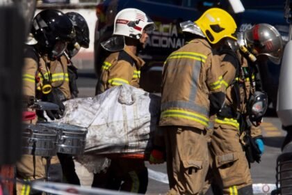 La Generalitat expedienta a seis bomberos denunciados por acoso en un parque de Sant Celoni