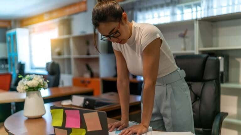 «Quiet quitting» o renuncia silenciosa: qué es y cuáles son sus señales
