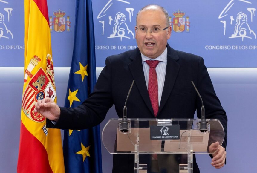 Tellado dice que Puigdemont ha recordado a Sánchez que solo seguirá si muestra "sumisión": "Y si no, colorín colorado"