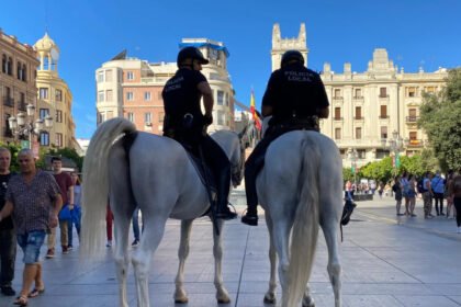 El Pleno pide que la Policía Local sea considerada como profesión de riesgo