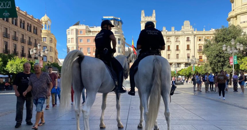 El Pleno pide que la Policía Local sea considerada como profesión de riesgo