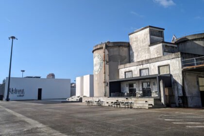 El Puerto de La Coruña aprueba la concesión del proyecto de exposiciones de «renombre» de Marta Ortega