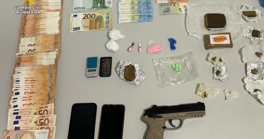 La Guardia Civil detiene a nueve personas por tráfico de drogas en Alicante