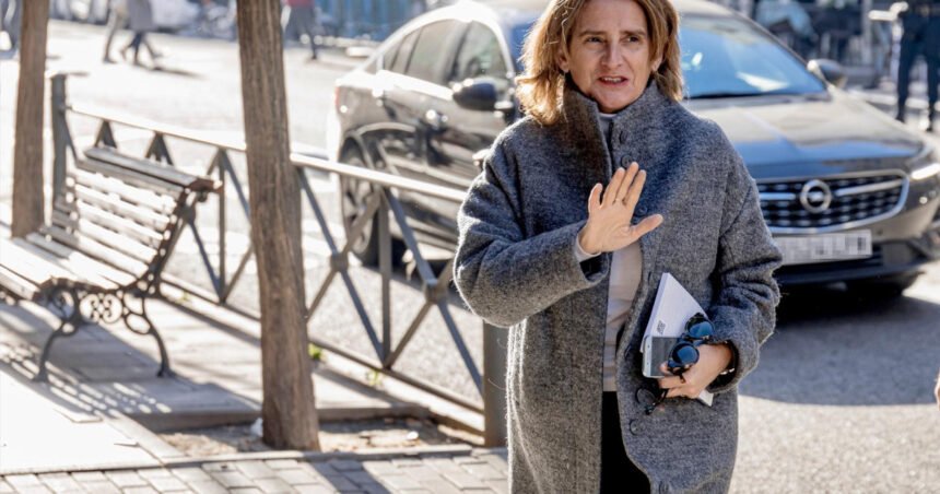 La campaña de 423.500 € del Gobierno contra el coche: «Aumenta el estrés, el cansancio y la ansiedad»