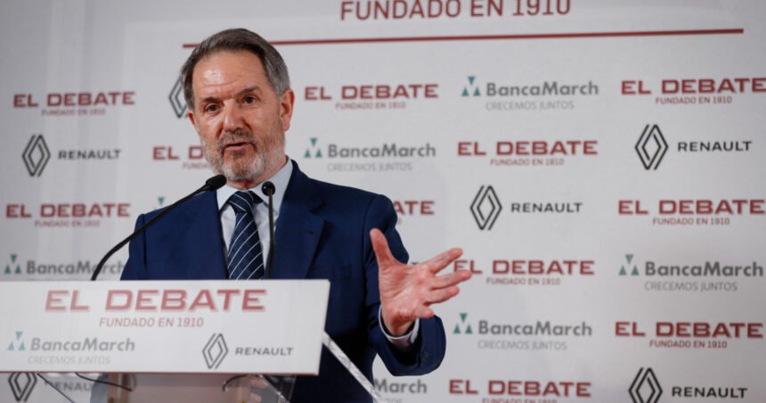 La hora del periodismo luminoso