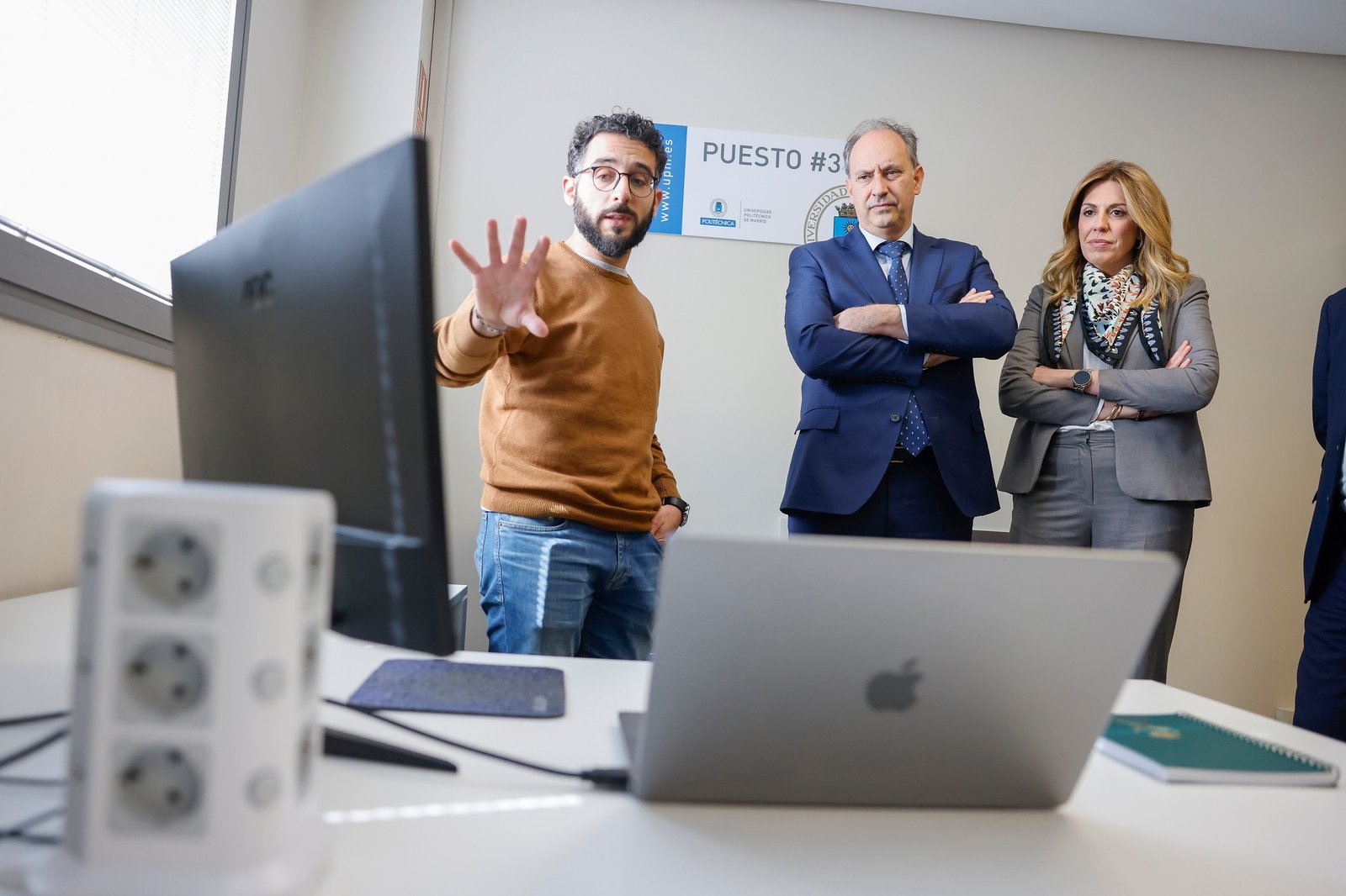 El consejero de Digitalización, Miguel López-Valverde, junto a la hoy con la alcaldesa de Pozuelo de Alarcón, Paloma Tejero.