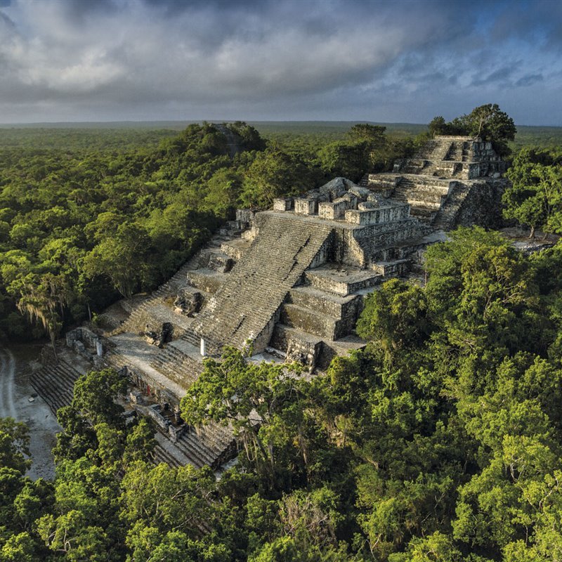 Estructura II de Calakmul.
