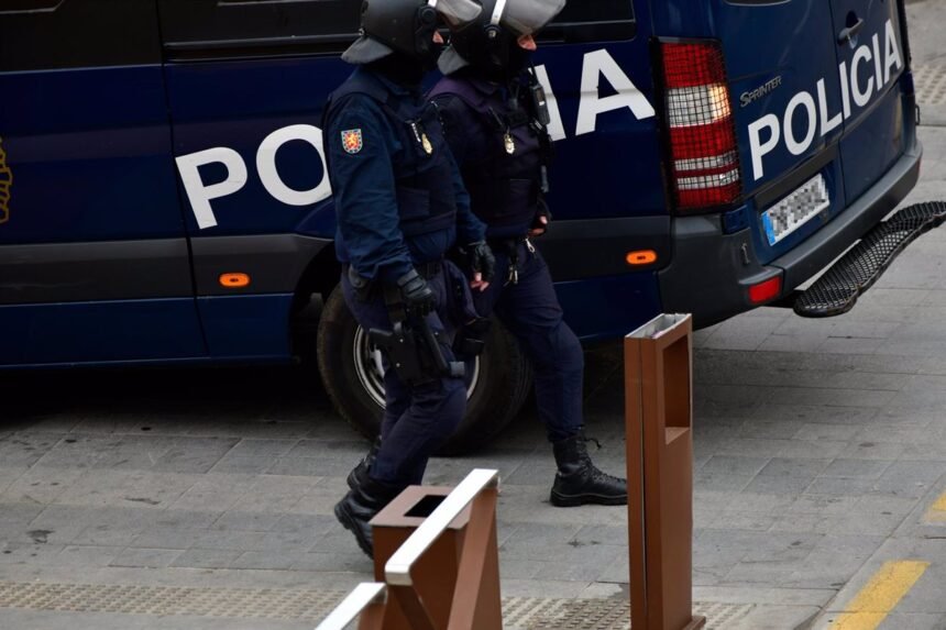 Las peticiones en Policía Nacional para ir a Cataluña se triplican: 1.322 solicitudes en 2023, frente a 407 en 2020