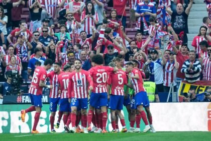 El Atlético gana al Girona y aviva la lucha por ser tercero en Liga