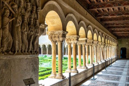 Un día en la vida de un monasterio medieval