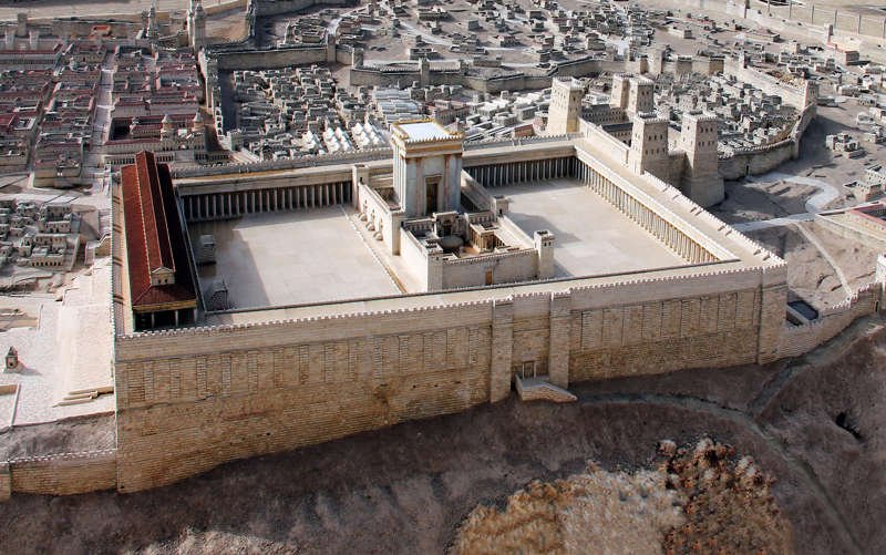 Reconstrucción del segundo templo de Jerusalén, erigido por Herodes, donde tenían lugar las celebraciones de la Pascua judía en época de Jesús.