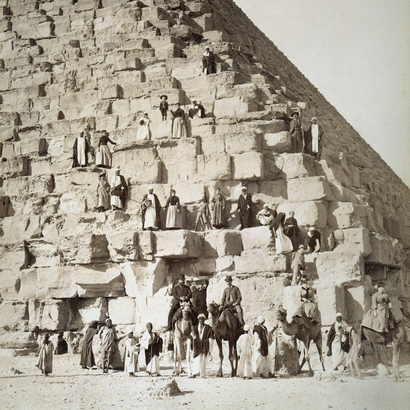 Turistas Gran Pirámide Egipto