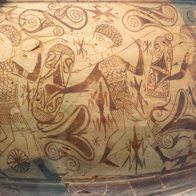 Vaso de los Guerreros restaurado (Edeta)  Museo de Preshistoria de Valencia 01