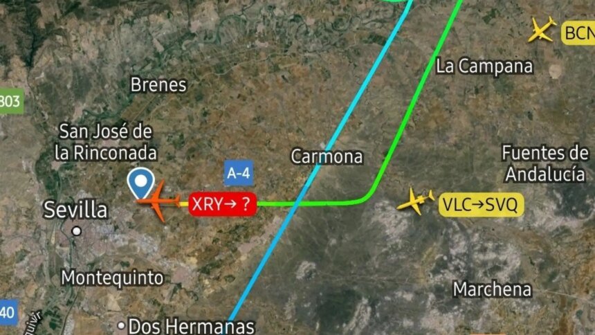 El avión del Cádiz hace un aterrizaje de emergencia tras un fallo en el motor