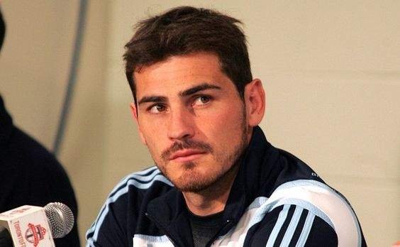 El cambio de Iker Casillas: Antes y después