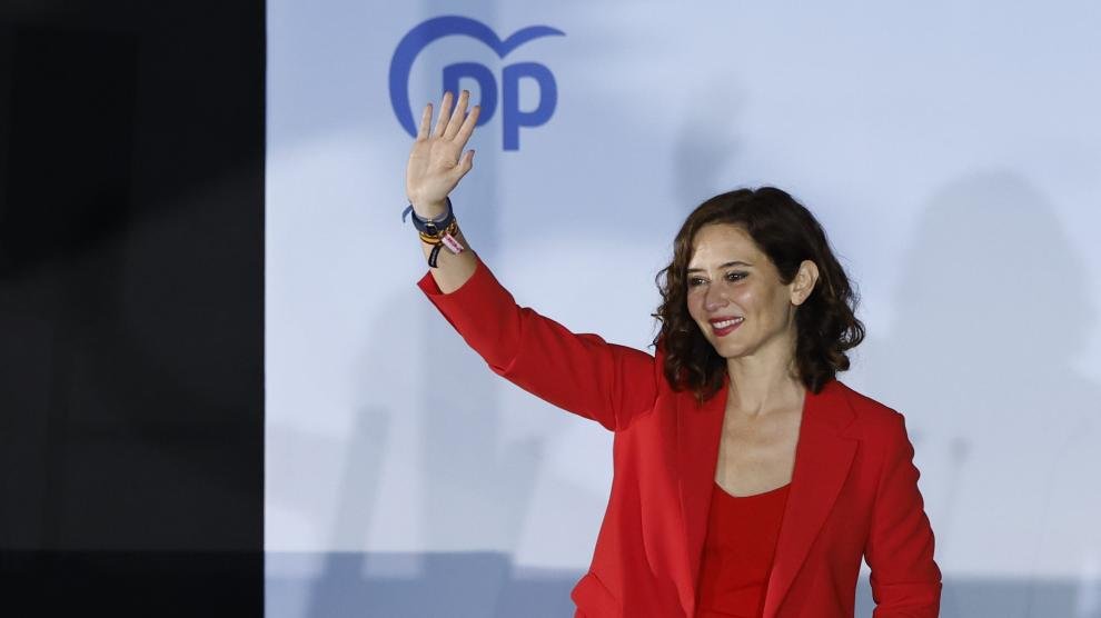 Ayuso conquista la mayoría absoluta de una Asamblea regional que se queda sin Podemos