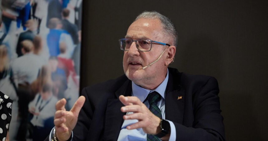 Buxadé defiende que Vox «no ha cambiado nada» tras las acusaciones de Steegmann