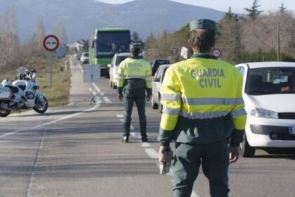 Un control de la Guardia Civil de Tráfico