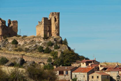 Vaso de los Guerreros restaurado (Edeta)  Museo de Preshistoria de Valencia 01