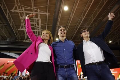 Sánchez está dispuesto a afrontar "la máquina de fango de Feijóo y Abascal"