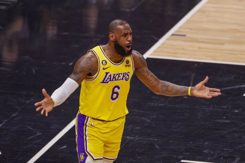 Los Lakers despiden a su entrenador Darvin Ham