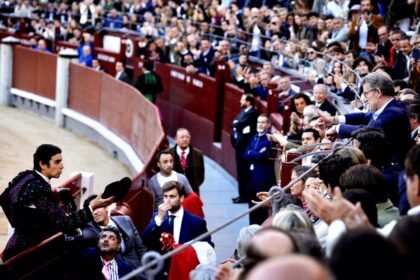 Feijóo defiende la tauromaquia desde Las Ventas: "El Gobierno no entiende la pluralidad y la libertad"