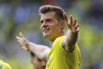 Sorloth-Dovbyk, la lucha por el 'Pichichi' más abierto de los últimos años