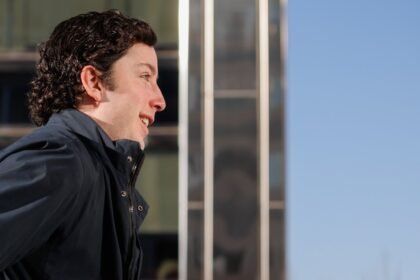 El Supremo absuelve al 'Pequeño Nicolás' y le libra de tres años de cárcel por usurpación y cohecho