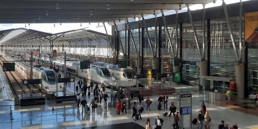 Nueva polémica de Renfe por el AVE «directo» de Málaga a Murcia que dura siete horas y pasa por Madrid