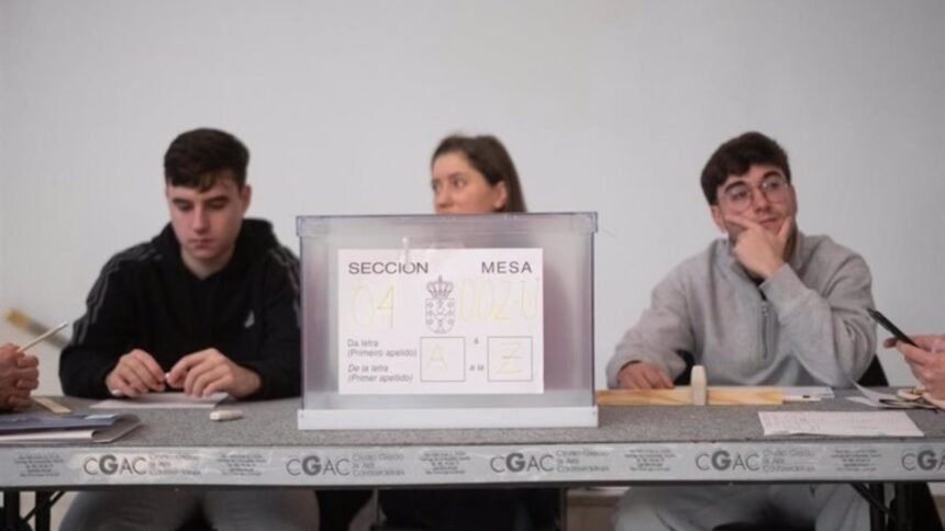 ¿Qué pasa si no acudo a una mesa electoral?: estas son las sanciones