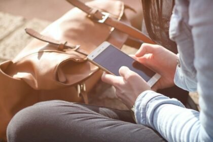 La juez incauta coches de lujo de más de 200.000 euros a los detenidos por corrupción de menores en Onlyfans