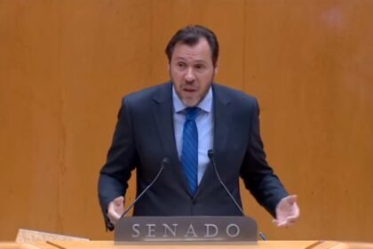 El clamoroso error de Óscar Puente: "En España hay 54 provincias"