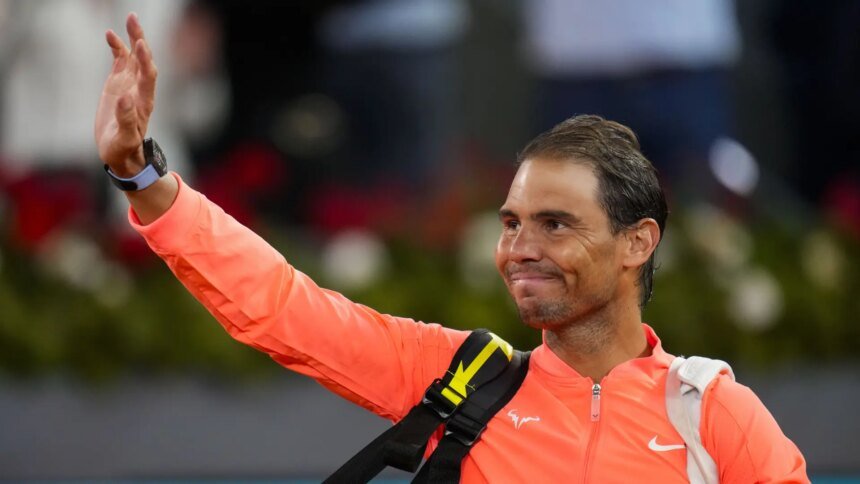 Rafa Nadal abandona el Foro Itálico de Roma tras su derrota ante Hurkacz.