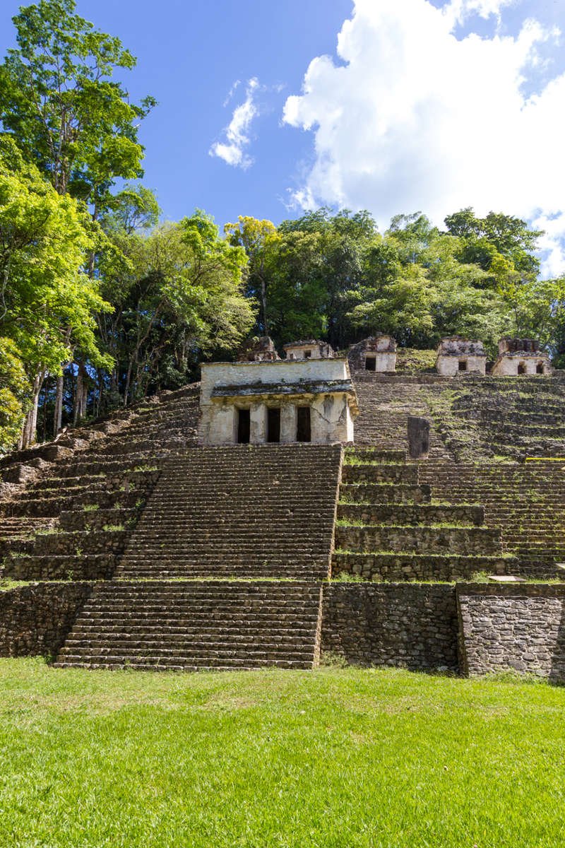 Templo de los Murales de Bonampak, en cuyo interior se encontró una espectacular decoración pictórica.
