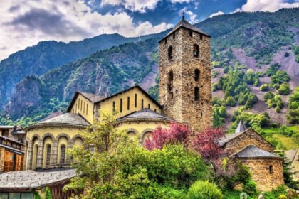 ¿Por qué Andorra tiene dos jefes de Estado?