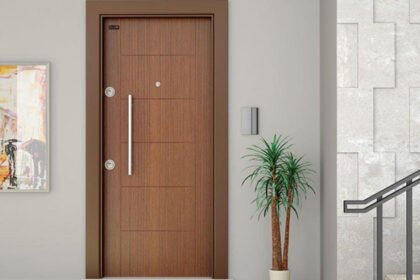 Dos varones sorprendidos por los vecinos de un bloque cordobés cuando marcaban viviendas para después robarlas