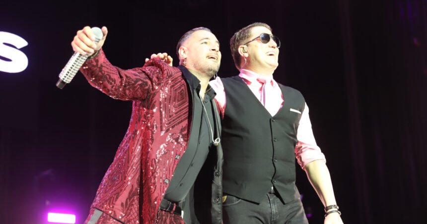 Andy&Lucas llenan de nostalgia La Axerquía