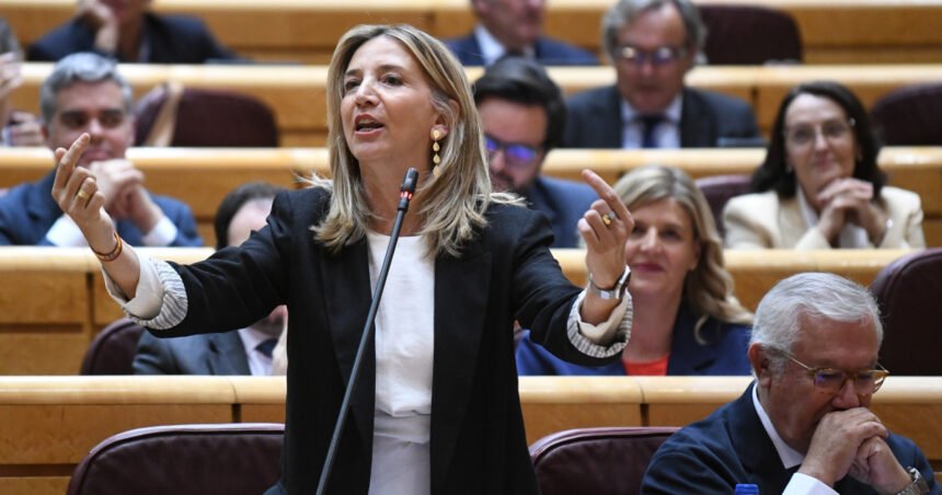 El aplaudido discurso de esta senadora del PP contra María Jesús Montero: «Van de derrota en derrota»