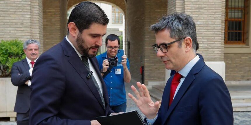 El vicepresidente de Aragón graba en secreto una conversación con Bolaños y la filtra a los medios de comunicación