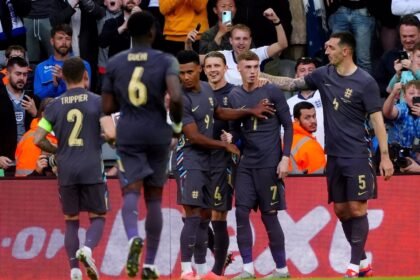 Kane sigue en racha con Inglaterra y Alemania no puede con Ucrania