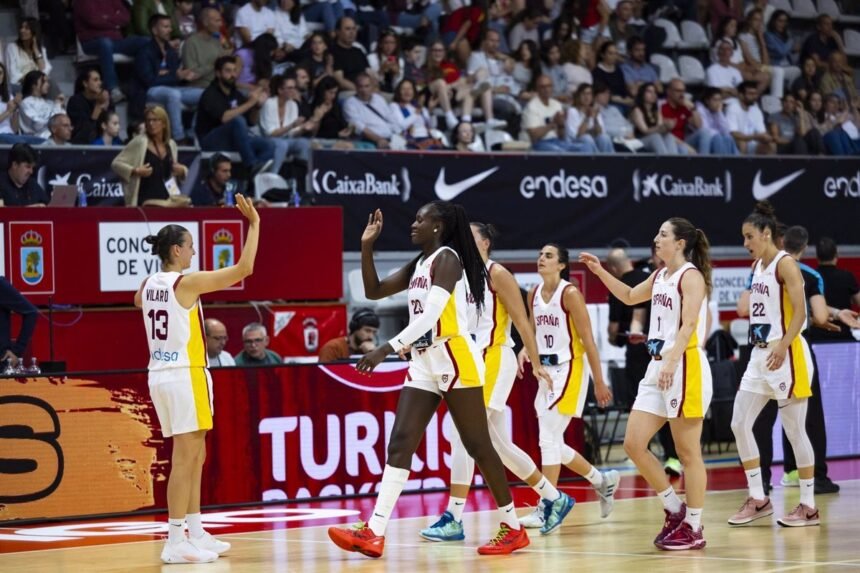 España gana a Turquía en Vigo mirando a París