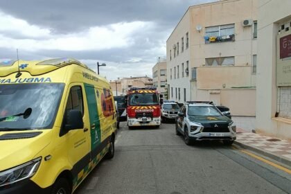 Detenido el hombre atrincherado en una vivienda de Granada que amenazaba con volar el edificio
