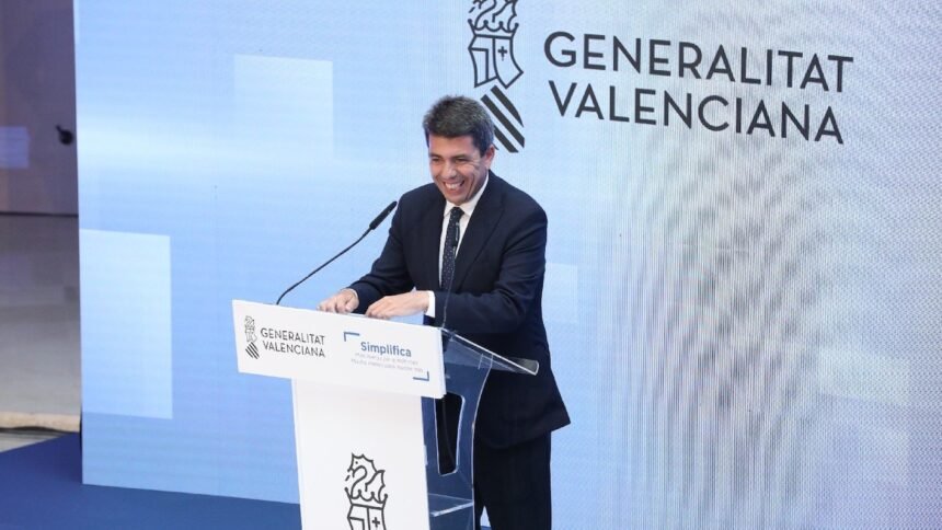 La Generalitat Valenciana exime de pagar tasas a 5.000 universitarios: "Seguimos apoyando el talento"