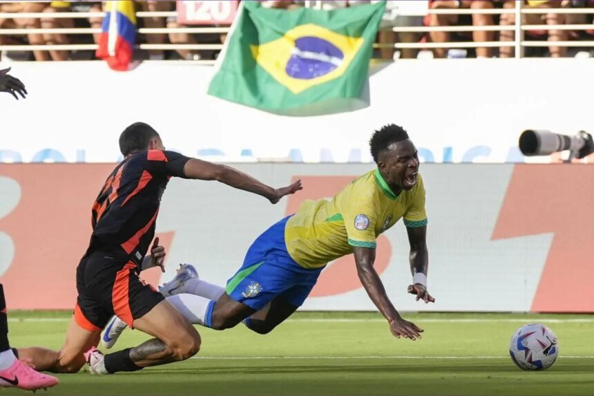 Copa América 2024: La Conmebol admite que el VAR se equivocó al no señalar penalti de Colombia sobre Vinícius